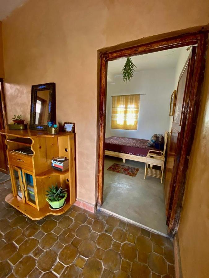 Les Chandelles 廷吉尔 外观 照片